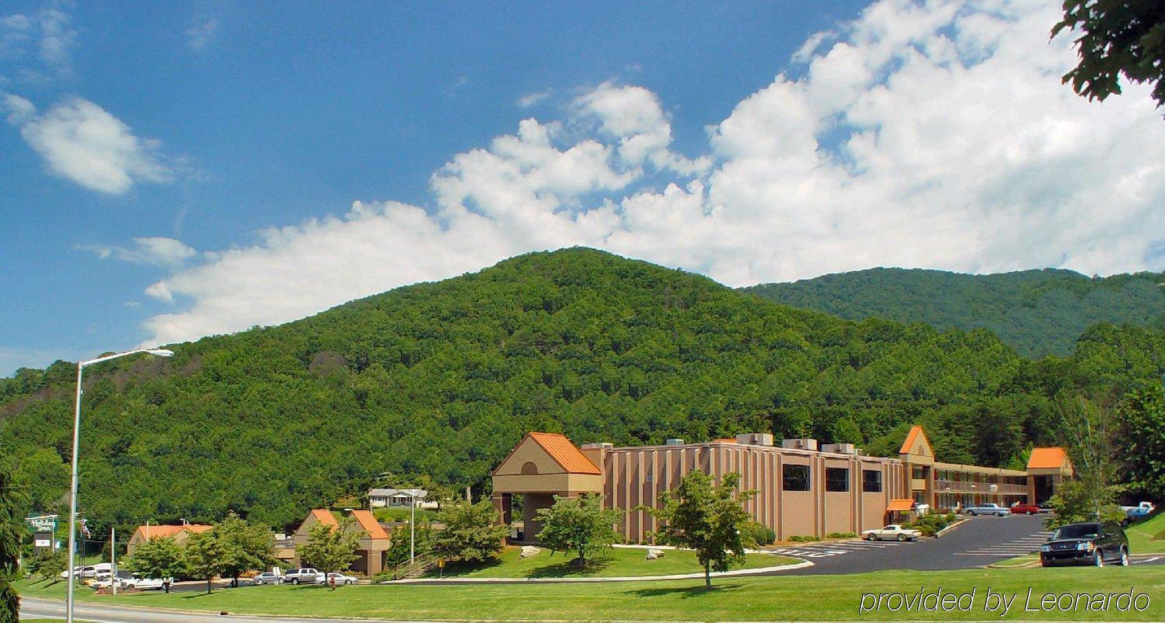 Chestnut Tree Inn - Cherokee Exterior foto